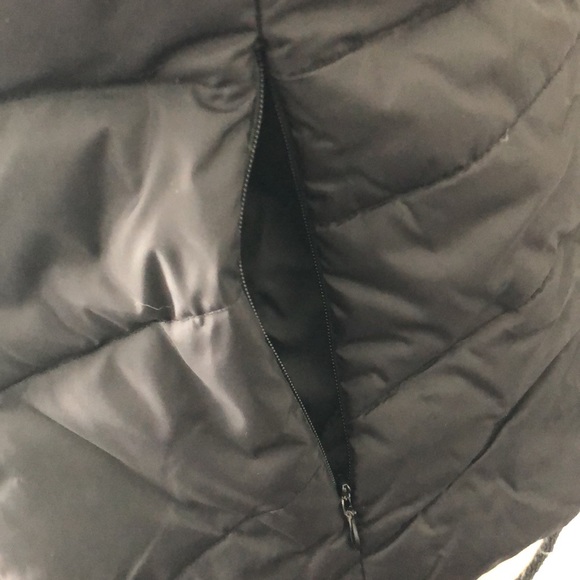 NWOT Kenneth Cole Reaction Down Vest, Women’s, Medium, Black - Picture 6 of 10